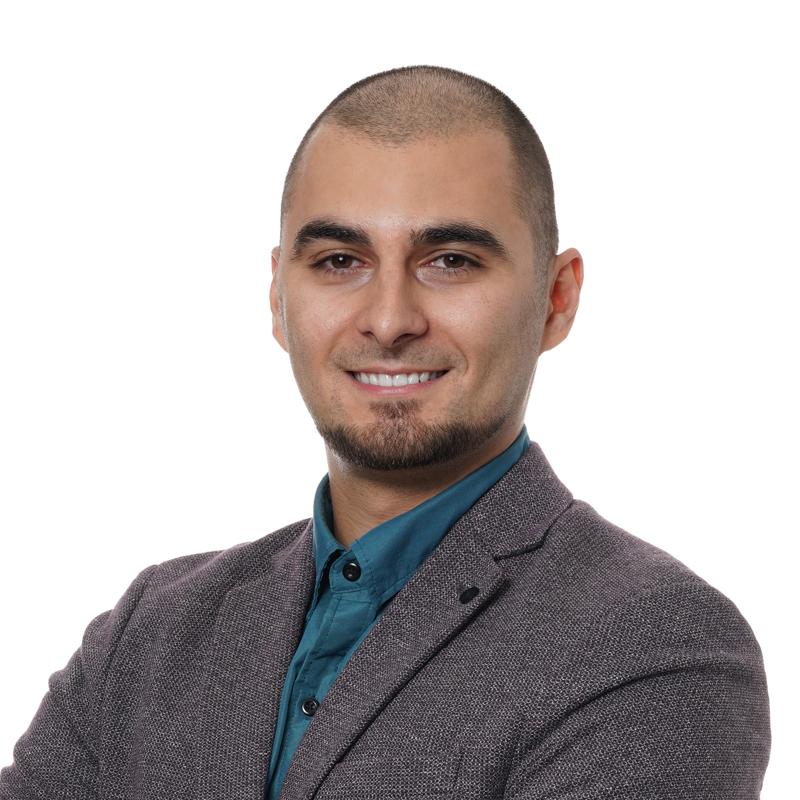 Aleks Mansur 800